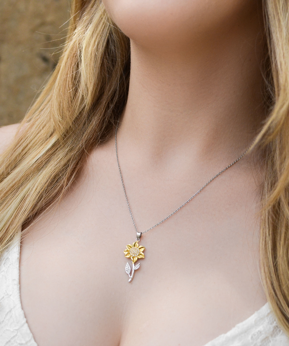 Lovely - Beauty Sunflower Pendant Necklace